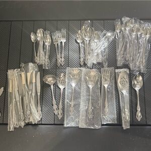Vintage Oneida Community silverplate flatware LOT OF 52!